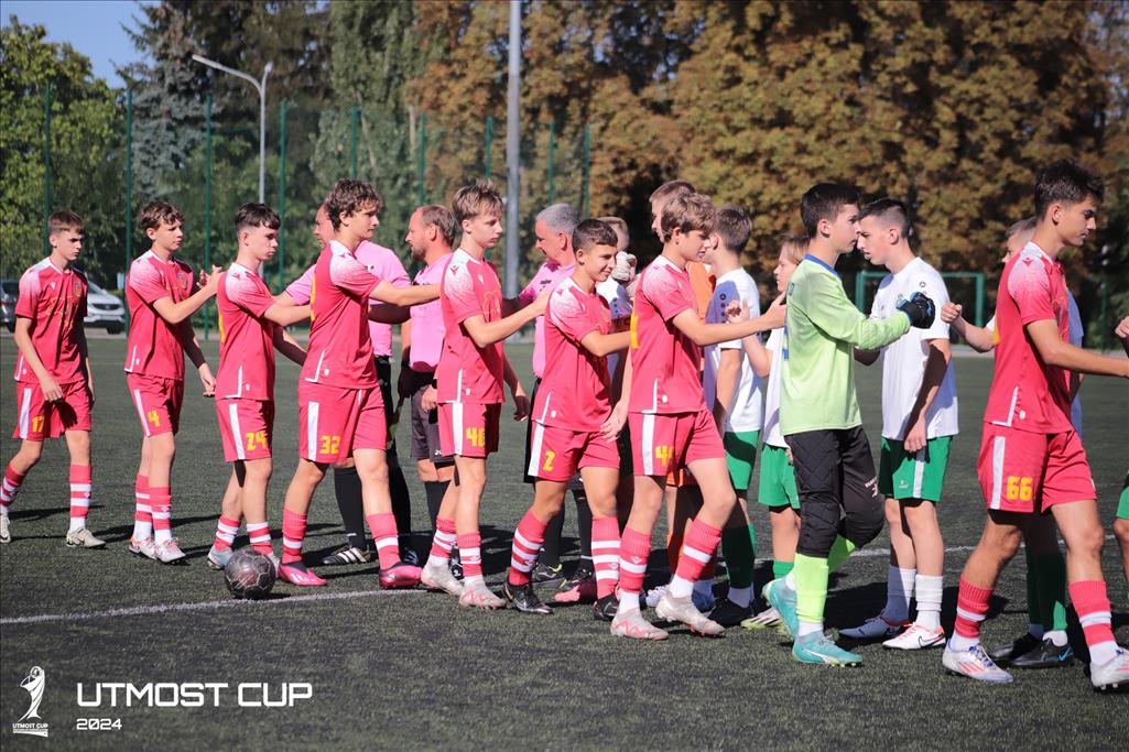 Group B. Прем'єр - Нива (Вінниця) (5:0) Чемпіон (Київ)