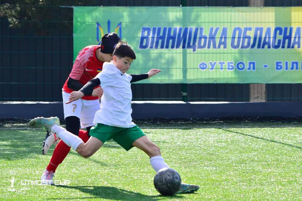 Group E Чемпіон (Київ) (1:2) УФК Карпати (Львів